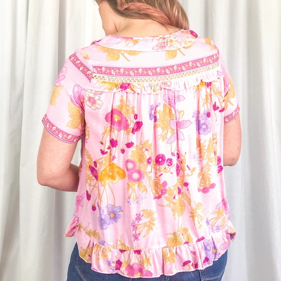 NWT Pastel Pink Floral Ruffle Short Sleeve Blouse - Picture 2 of 11